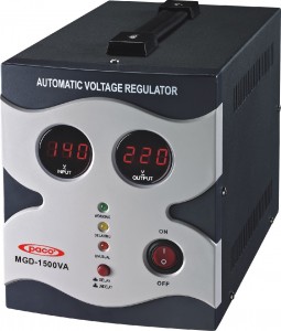 Régulateur Tension Voltage Regulator 10000W 220V Mono Phrase Climatiseur  Stabilisateur Tension Entièrement Automatique,10000W : : Bricolage